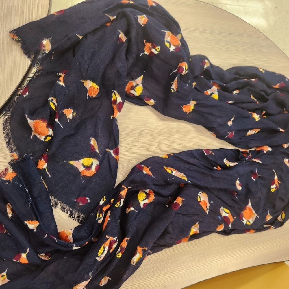 Floral Patterned Navy Scarf